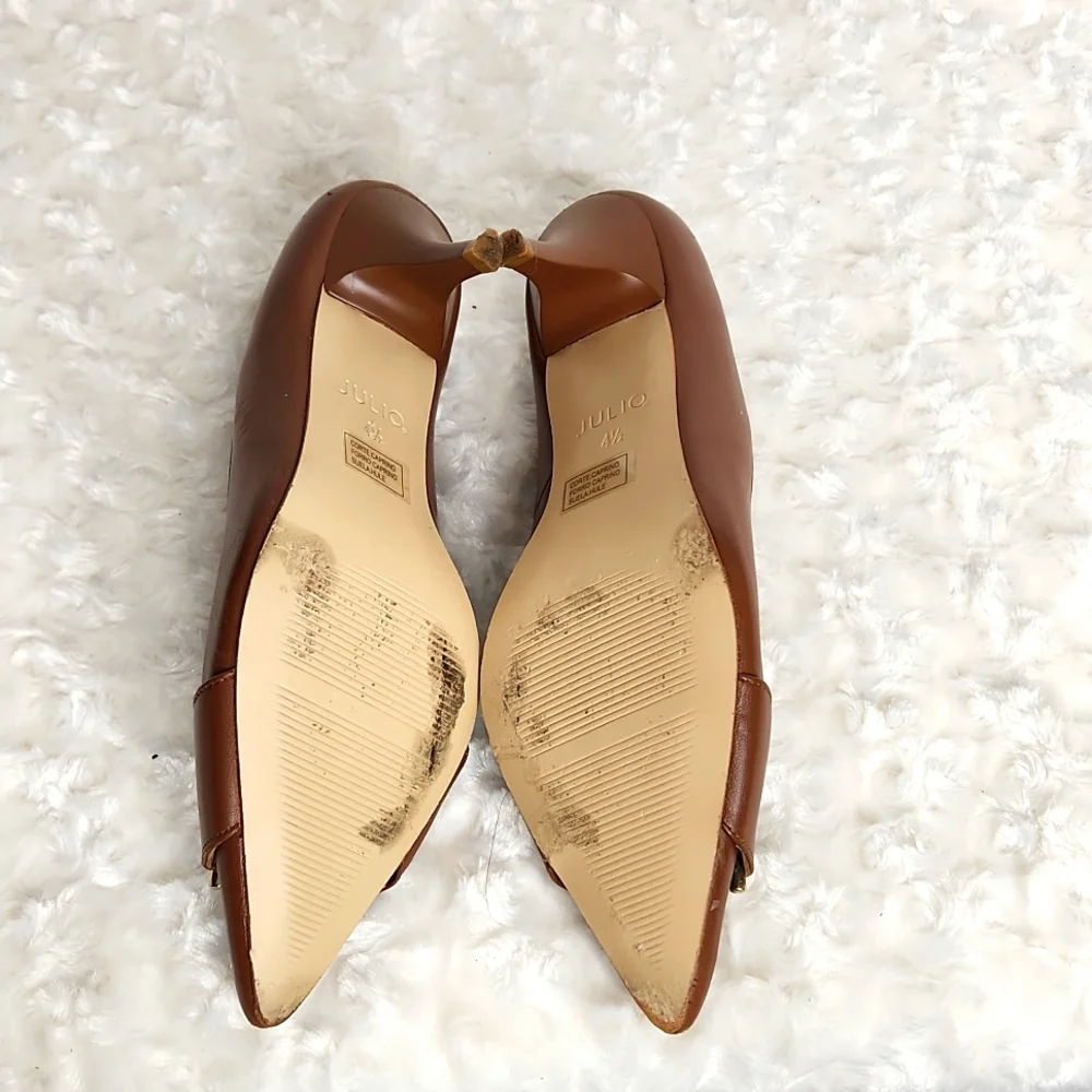 Julio Leather Pump Heel shoe. - Picture 8 of 12